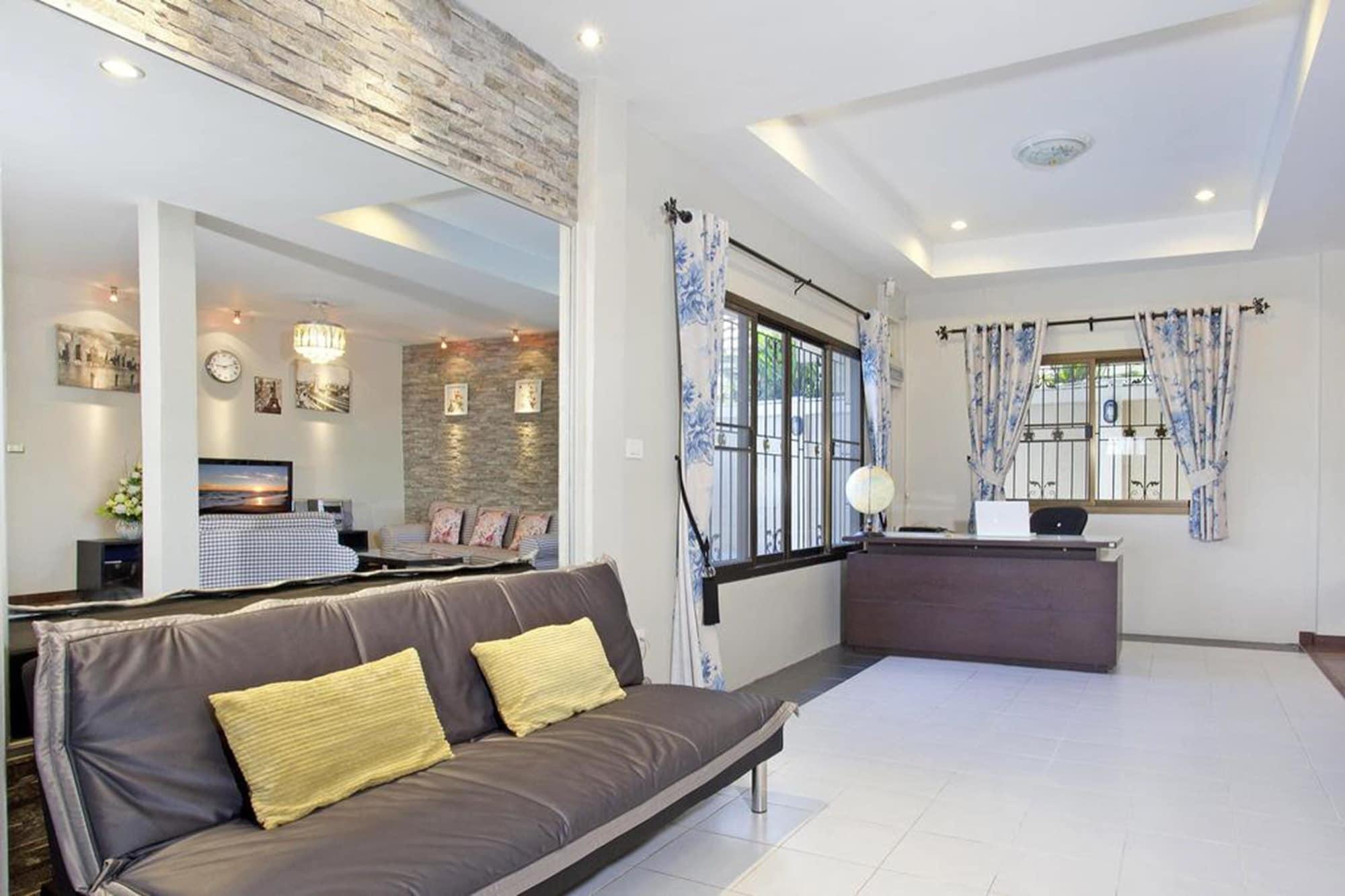 Pool Villa Tanzanite Near Walking Street Pattaya Exterior foto