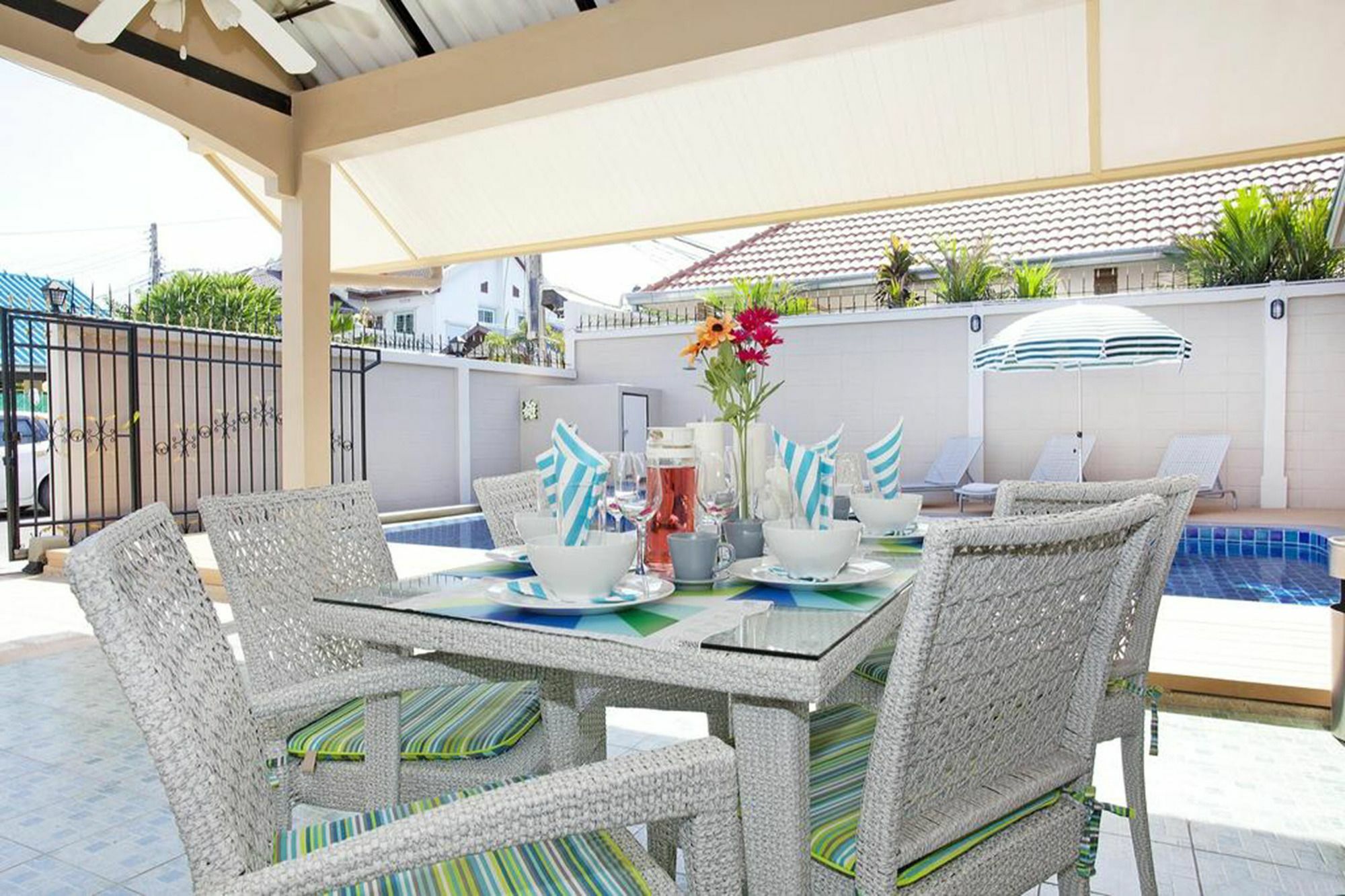Pool Villa Tanzanite Near Walking Street Pattaya Exterior foto